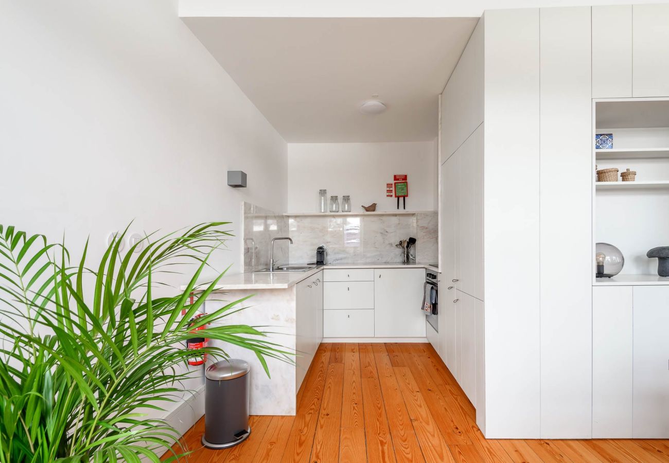 Apartment in Porto - White Lotus with AC near Metro