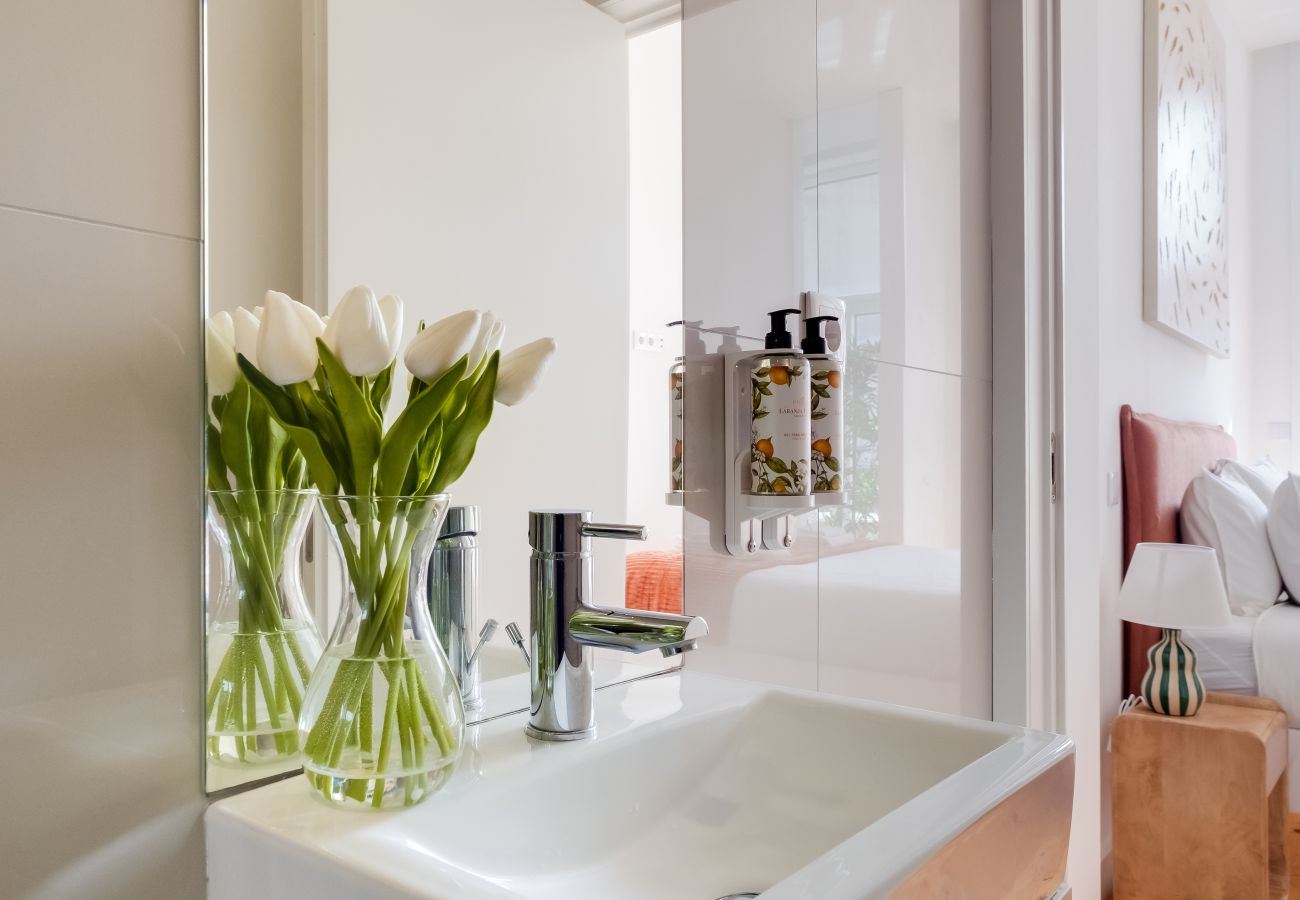 Apartment in Porto - The Library | Luxury House with AC Downtown Porto