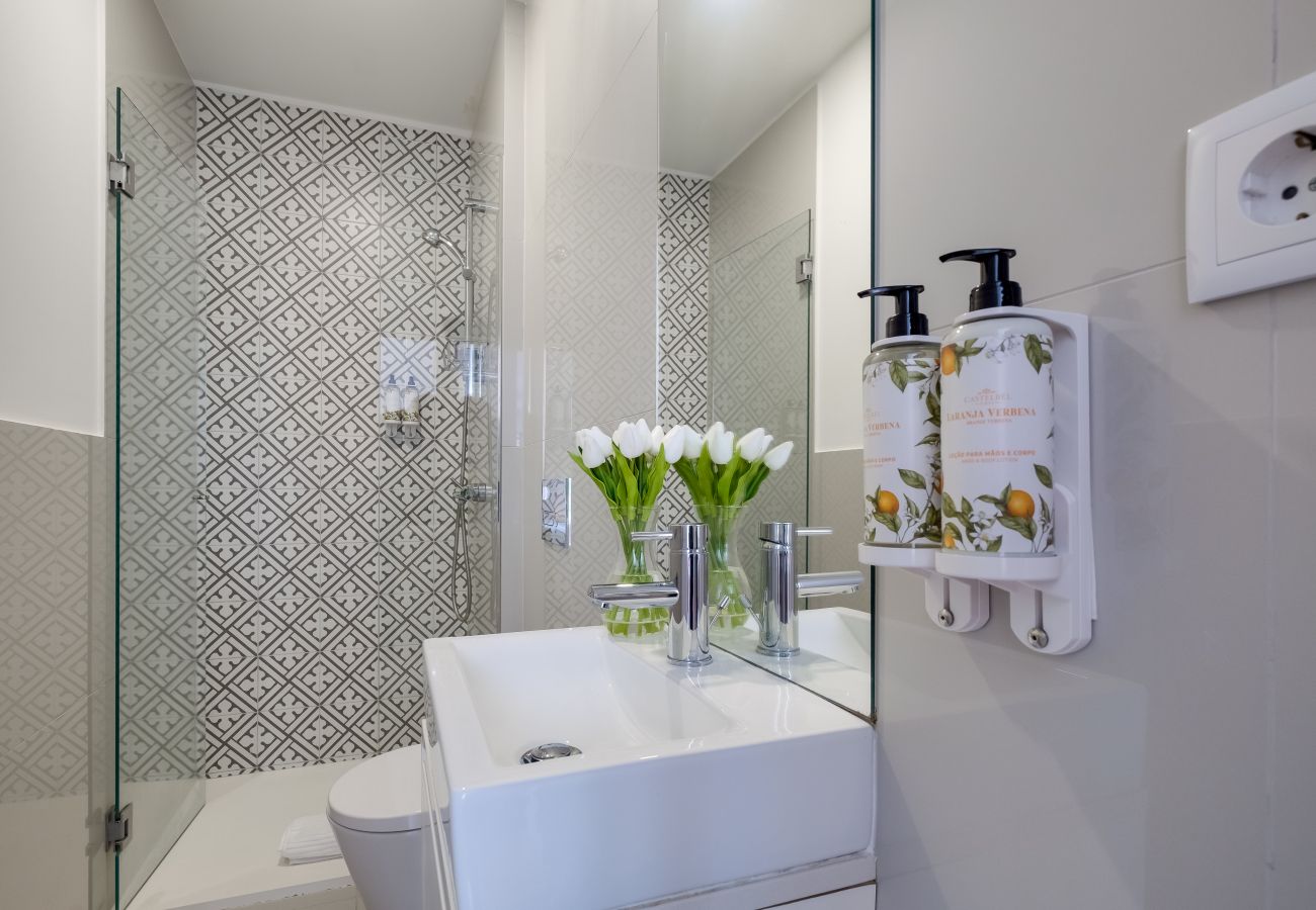 Apartment in Porto - The Library | Luxury House with AC Downtown Porto