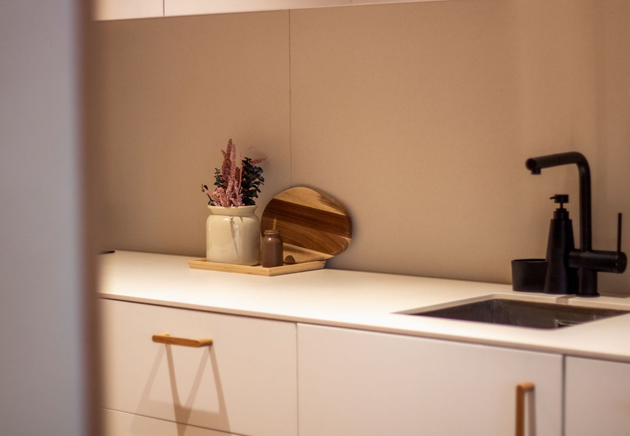 Apartment in Porto - Verde Almada Downtown | Metro | Luxury Stay