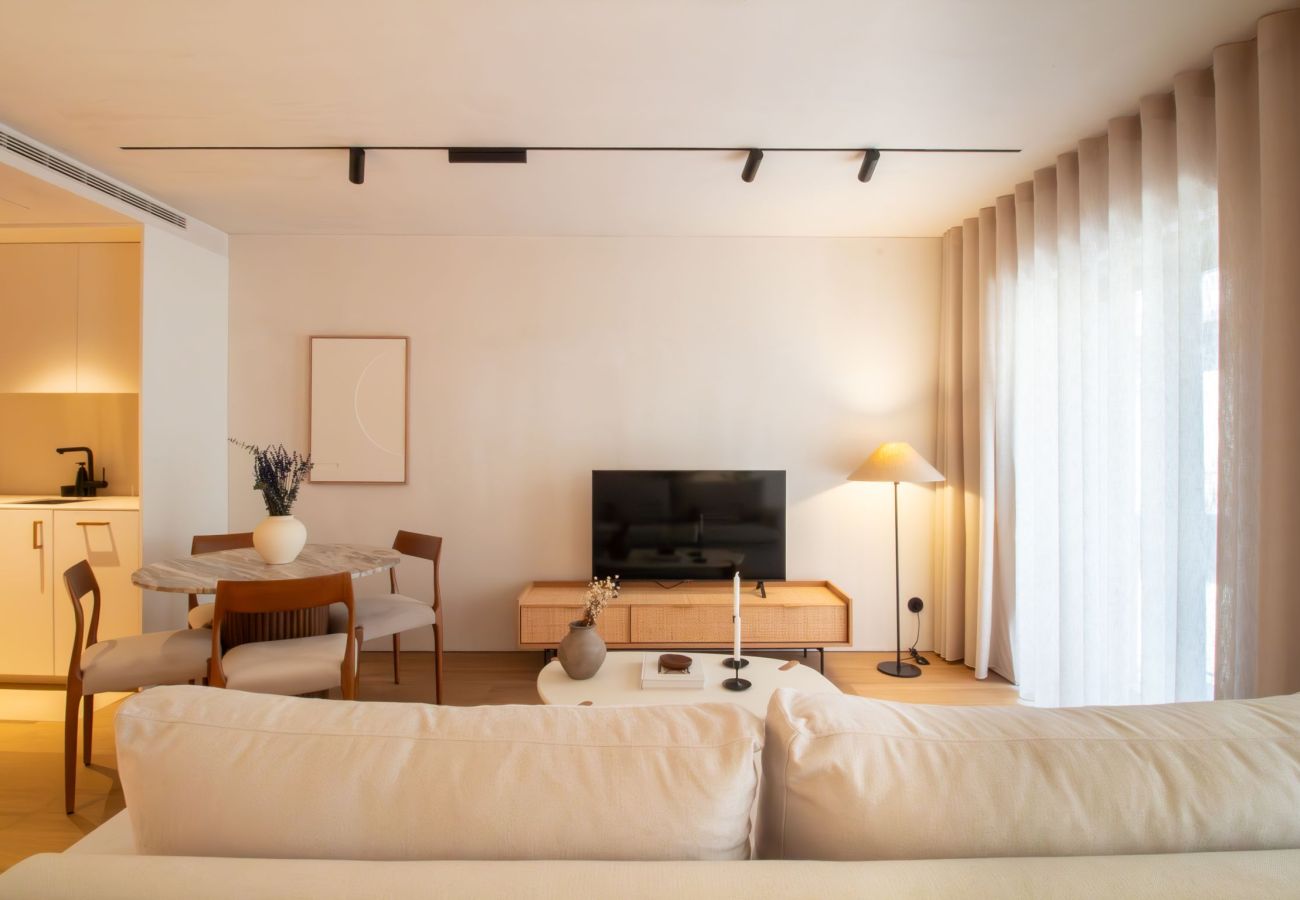 Apartment in Porto - Verde Almada Downtown | Metro | Luxury Stay