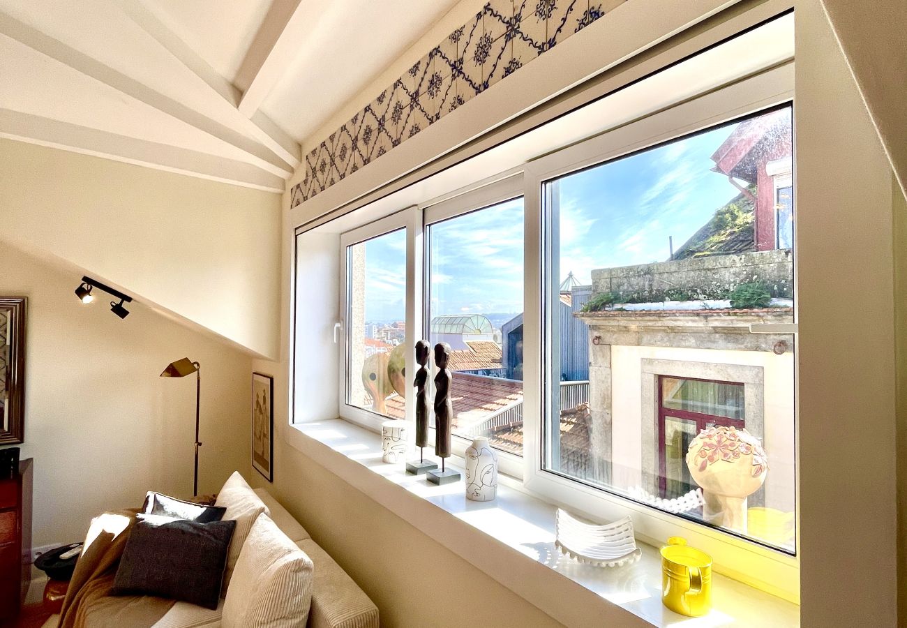 Apartment in Porto - Vaulted Loft-Baroque Chapel St.-Steps from Aliados
