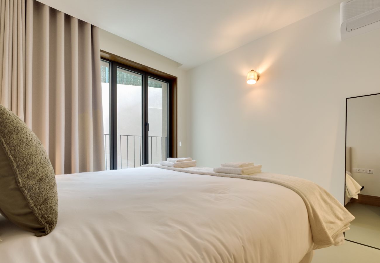 Apartment in Porto - The Pharmacia Loft