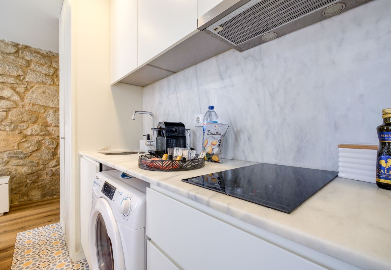 Apartment in Porto - Magnolia 2 Luxury with AC Metro Downtown Porto