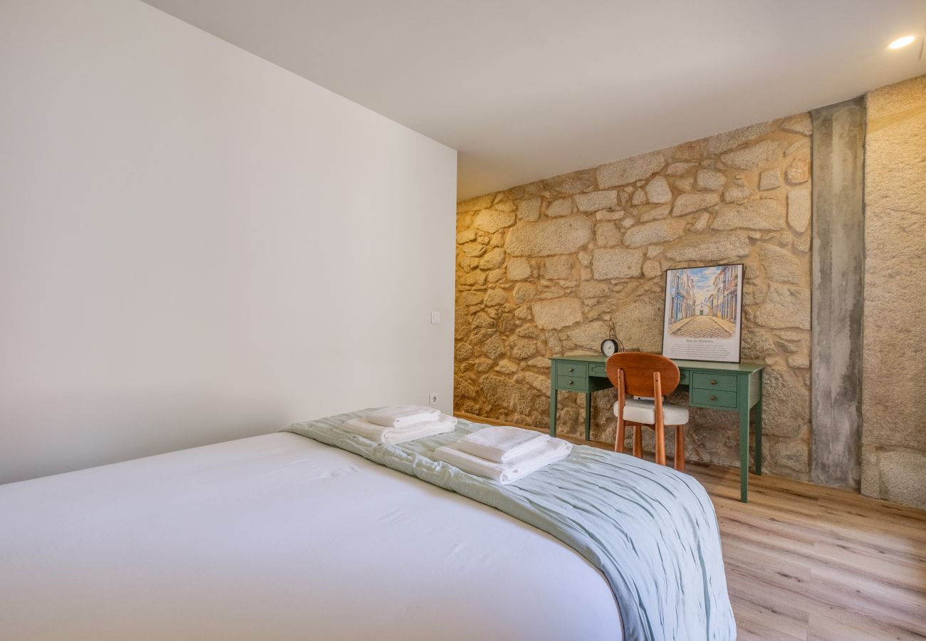 Apartment in Porto - Magnolia 2 Luxury with AC Metro Downtown Porto