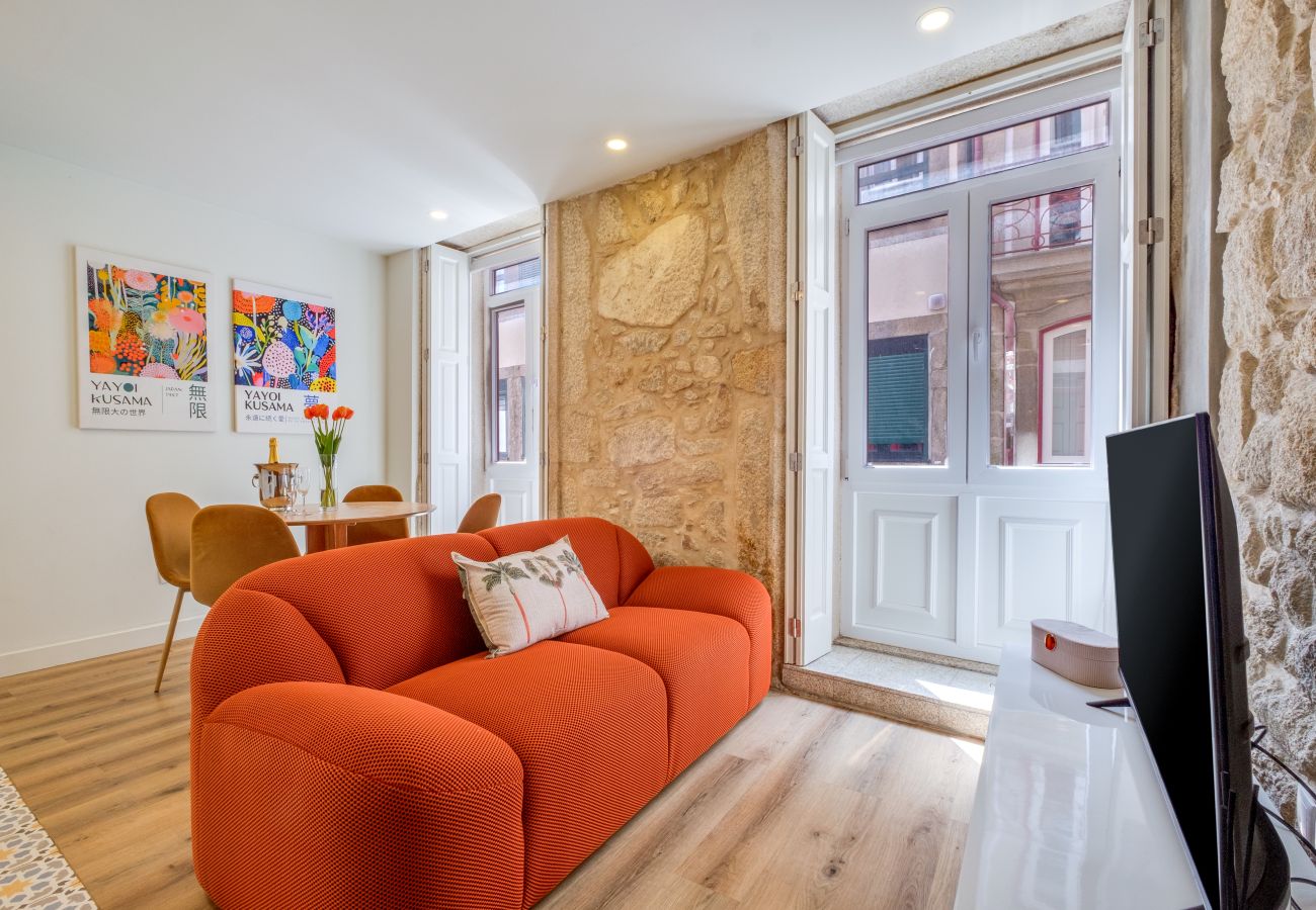 Apartment in Porto - Magnolia 2 Luxury with AC Metro Downtown Porto