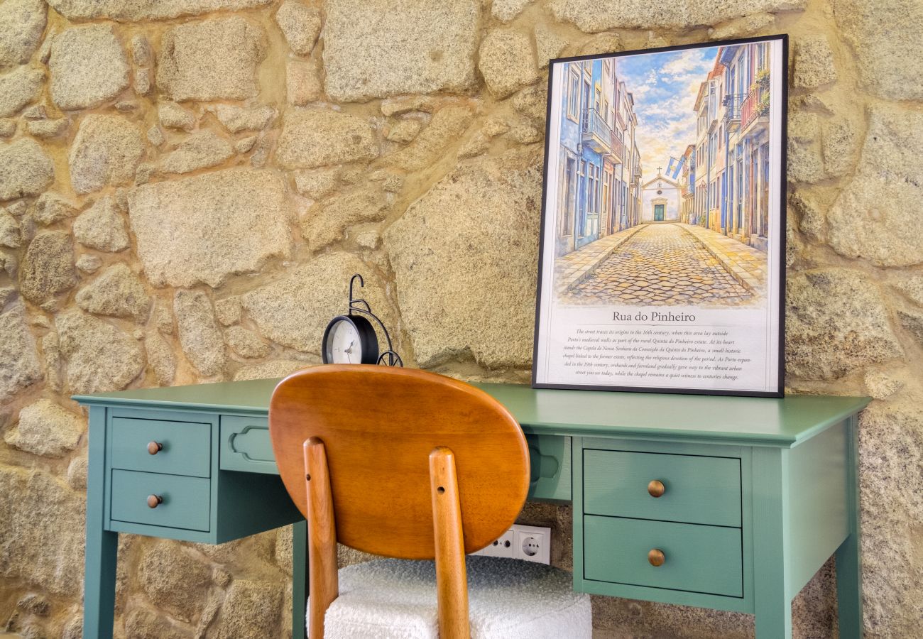 Apartment in Porto - Magnolia 2 Luxury with AC Metro Downtown Porto