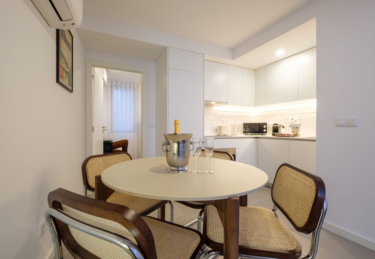 Apartment in Porto - Torrinha Art House